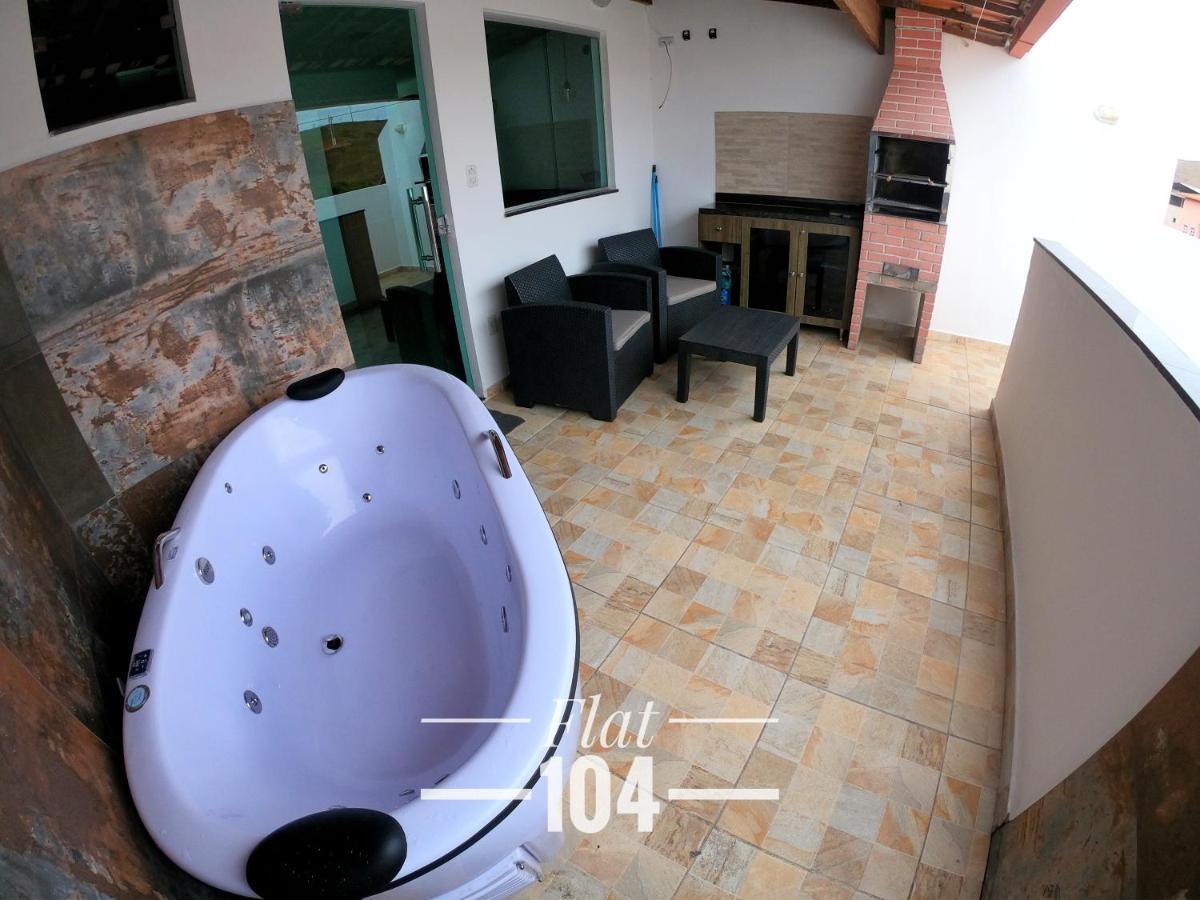 Th Flats Com Banheira De Hidromassagem Apartment โกเวร์นาดอร์ วาลาดาเรส ภายนอก รูปภาพ